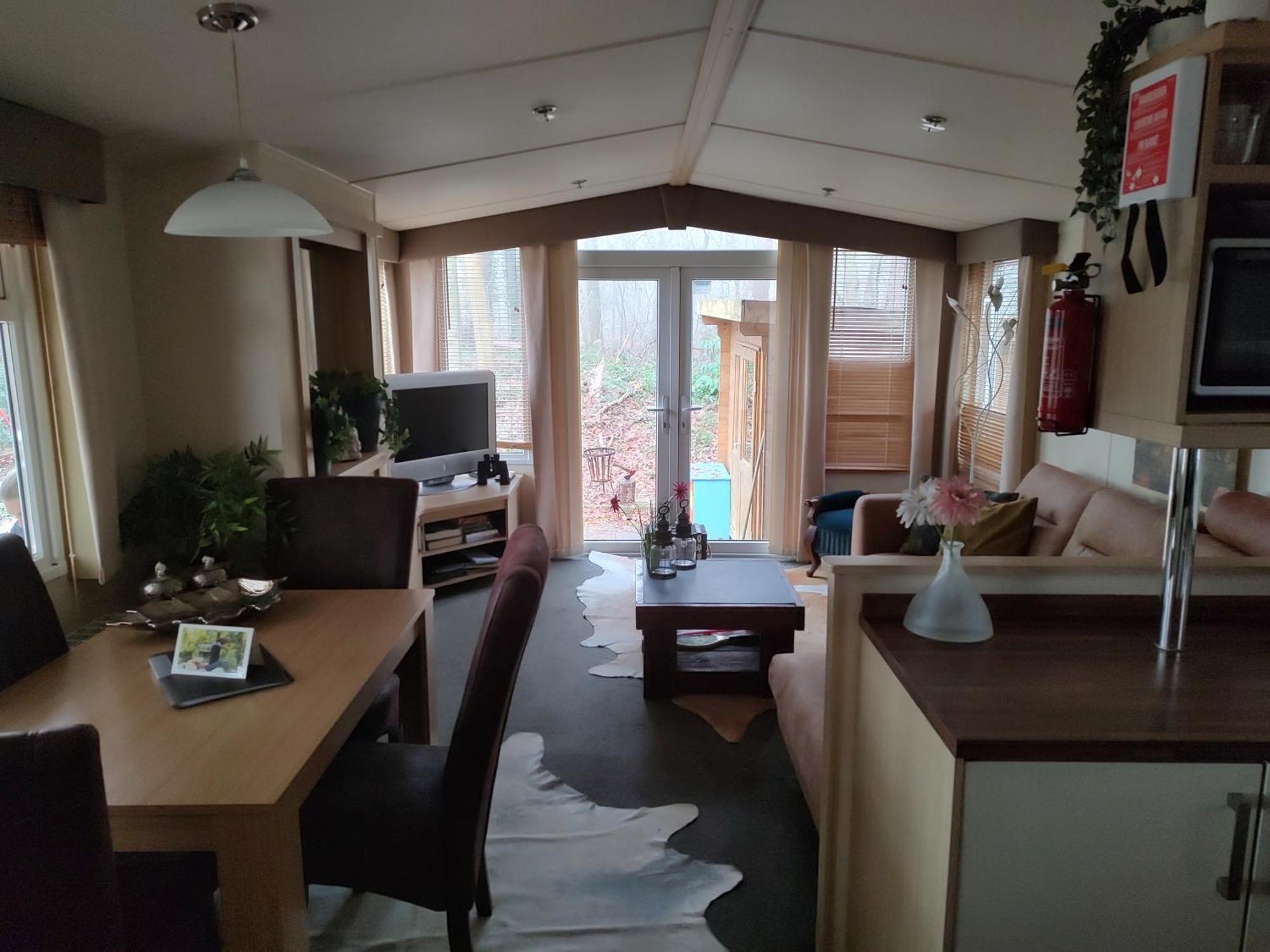 Chalet Met Veranda Aan Bosrand Vledder المظهر الخارجي الصورة